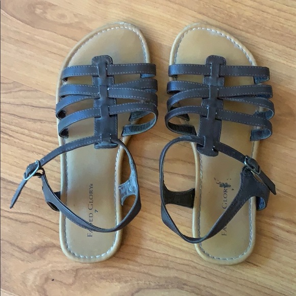 vintage faded glory sandals
